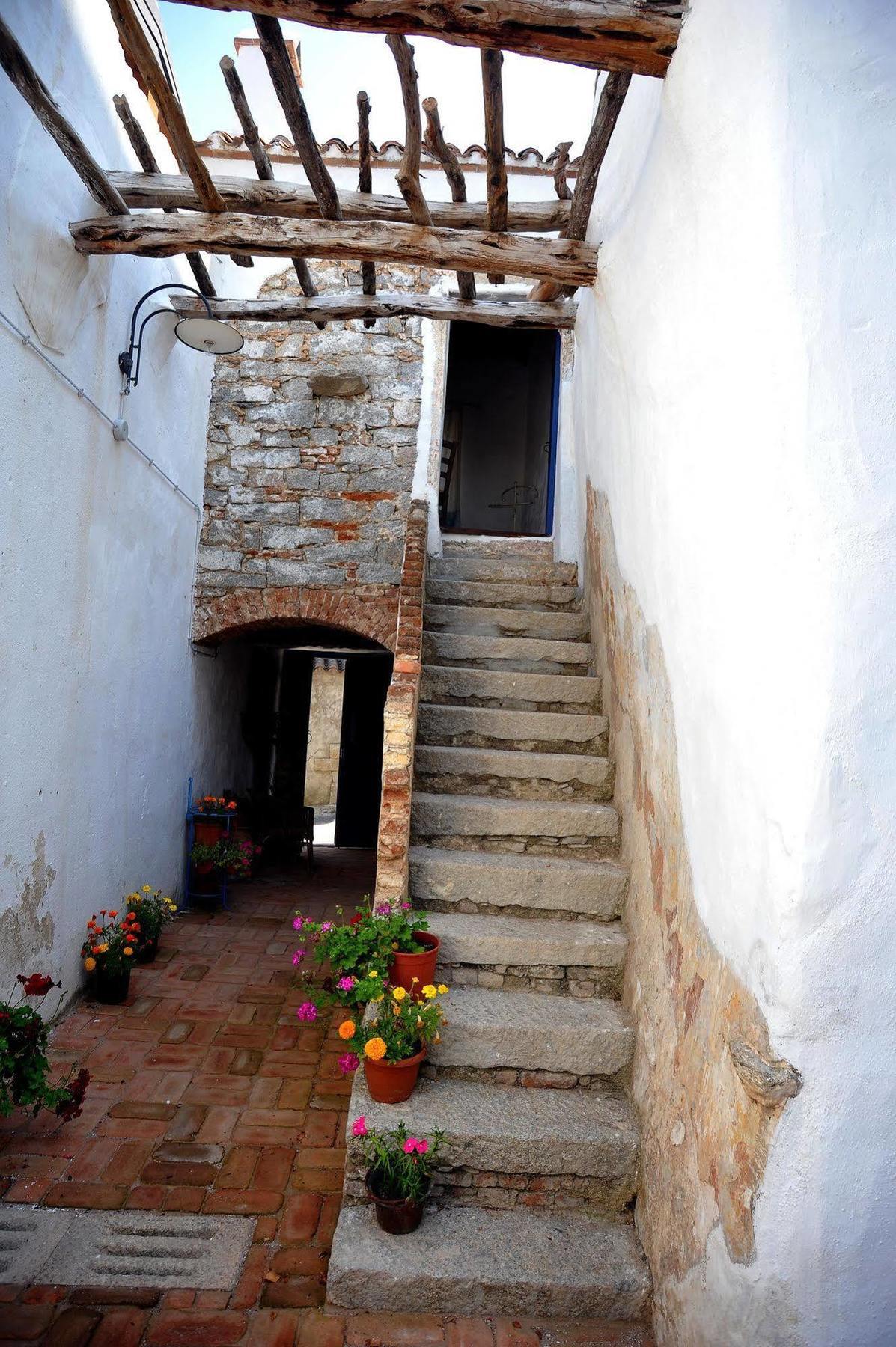 אוליאנה B&B Corte San Lussorio מראה חיצוני תמונה