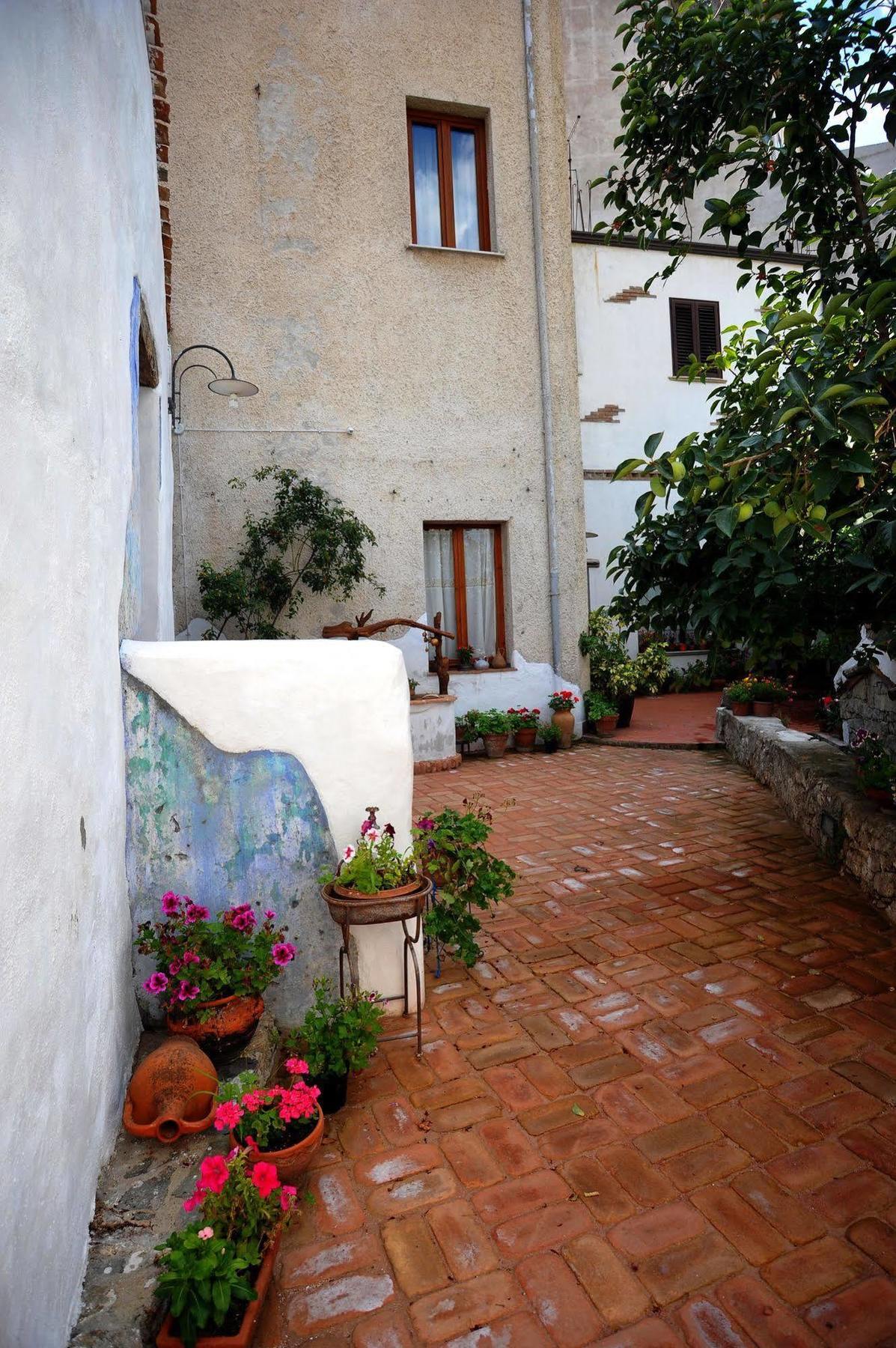 אוליאנה B&B Corte San Lussorio מראה חיצוני תמונה